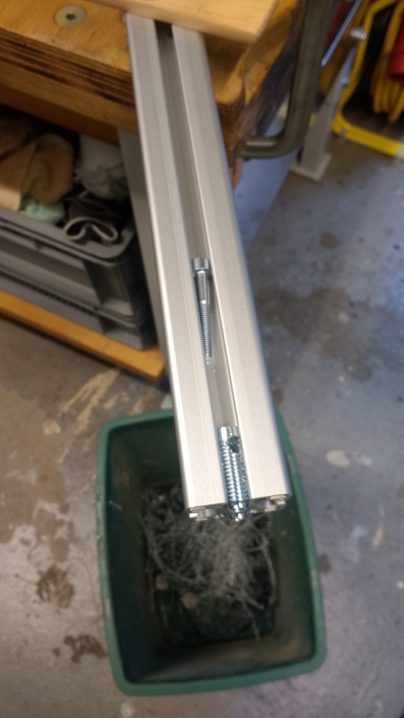 Träger-Verschraubung